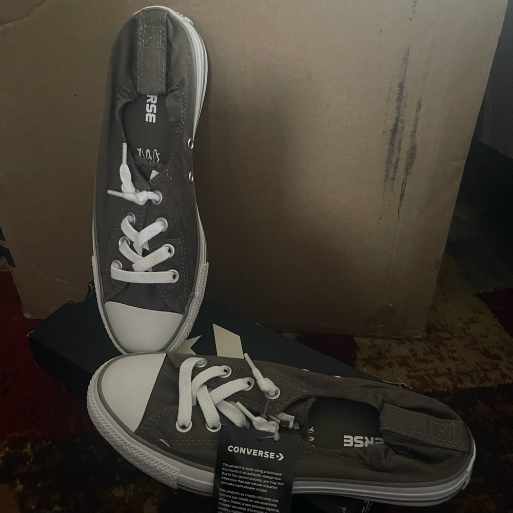 Converse Gray Sneakers with White Laces and Rubber Toe Cap